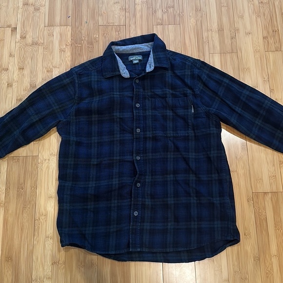 Eddie Bauer button up size large men’s - Picture 2 of 9